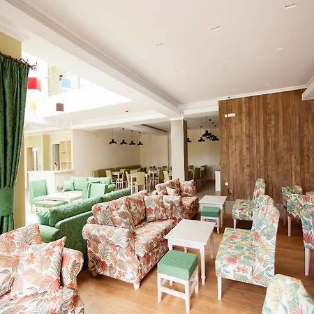 Irenes Resort กาโต ลูตรากี ภายนอก รูปภาพ