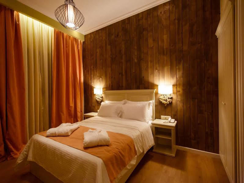 Irenes Resort กาโต ลูตรากี ภายนอก รูปภาพ